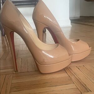 Christian Louboutin Beige Peep-Toe Heels 38.5
